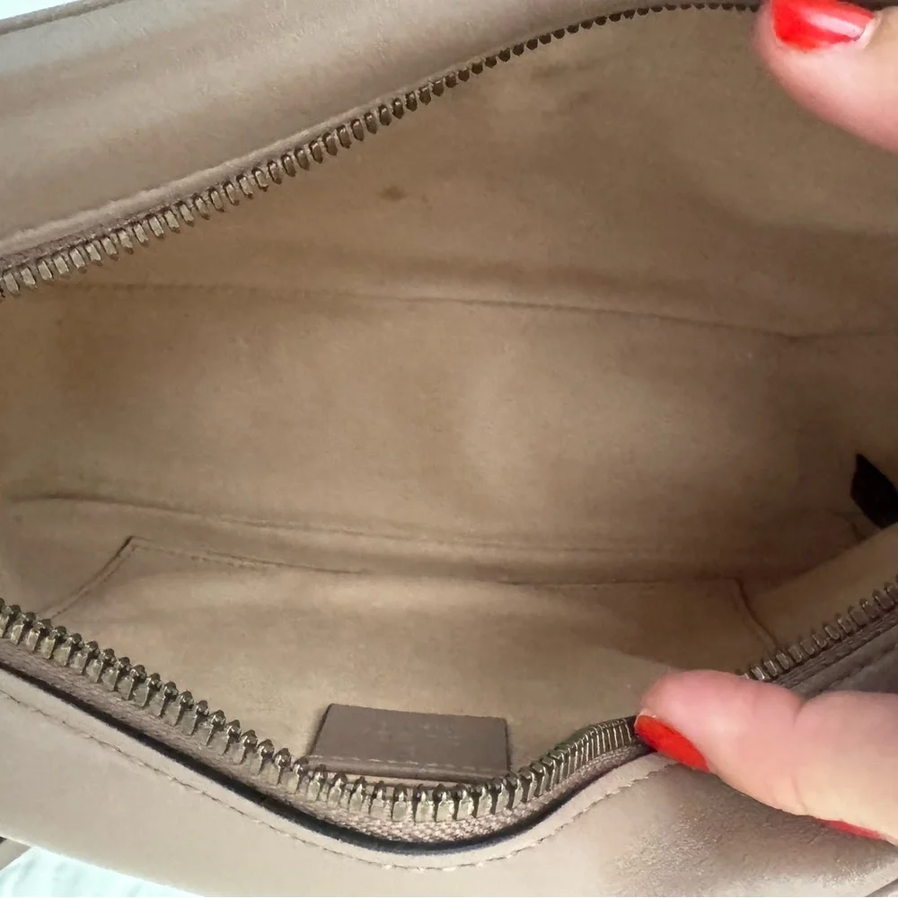 GUCCI MARMONT CAMERA BAG SMALL - Picture 9 of 15